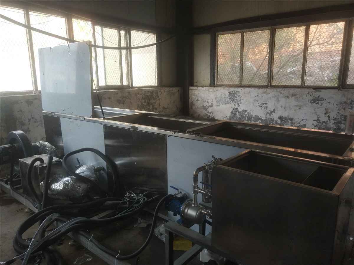 超聲波清洗機(jī)